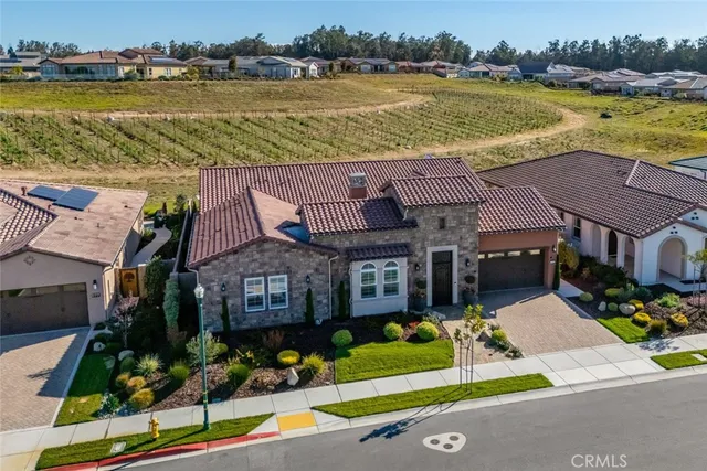 $1,799,000 | 981 Trail View Place, Nipomo, CA 93444