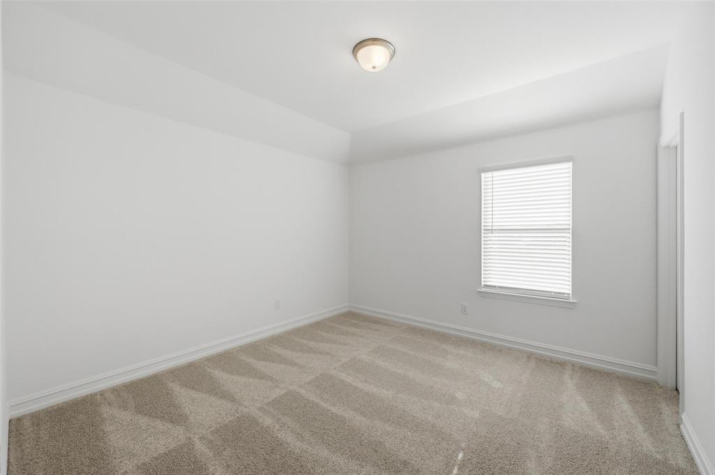 4365 Knight Street Midlothian, TX 76065 - Photo 16 of 33 an empty room with a window