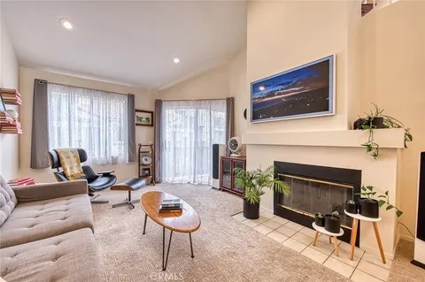 $595,000 | 13 Vía Acuatica, Rancho Santa Margarita, CA 92688