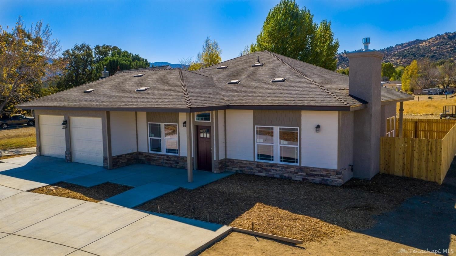 22409 Mariposa Road Tehachapi, CA 93561 - Photo 19 of 21 Gallery Image 19