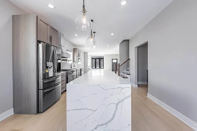 $640,000 | 3530 West Van Buren Street, Chicago, IL 60624