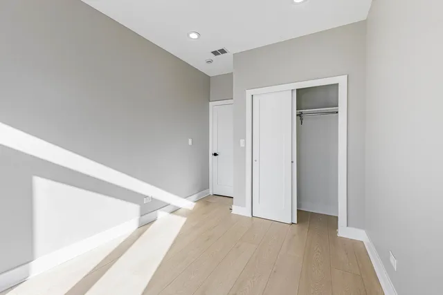 $640,000 | 3530 West Van Buren Street, Chicago, IL 60624