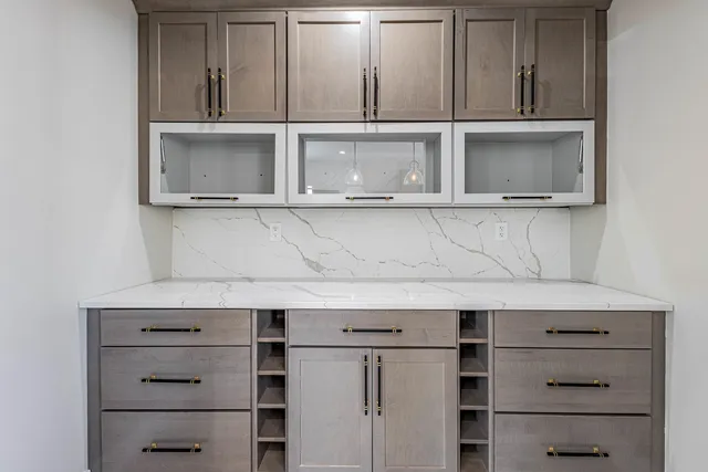 $640,000 | 3530 West Van Buren Street, Chicago, IL 60624