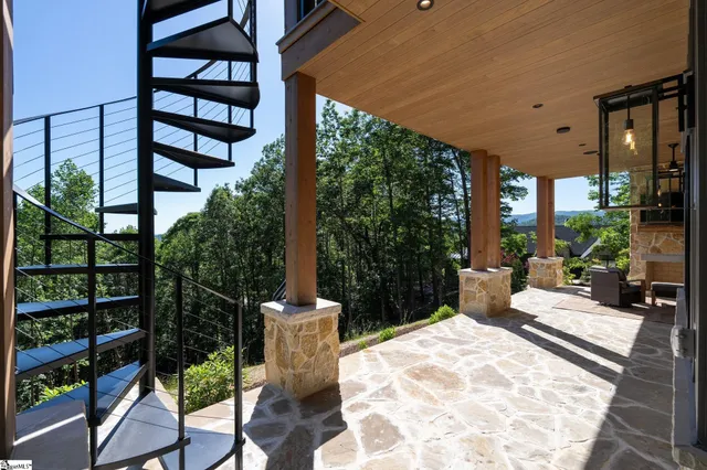 $3,590,000 | 189 Crowne Hill Way, Marietta, SC 29661