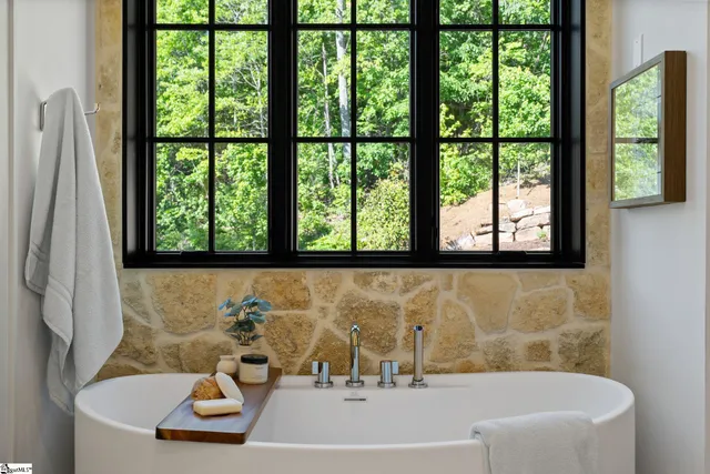 $3,590,000 | 189 Crowne Hill Way, Marietta, SC 29661