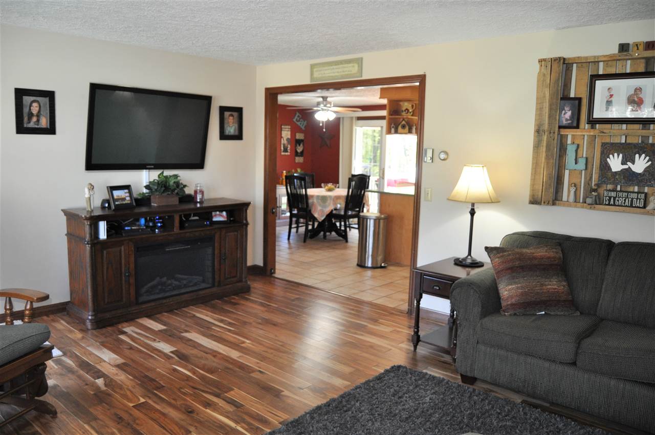 17 Hazen Road Bedford, NH 03110 - Photo 10 of 39 Gallery Image 10