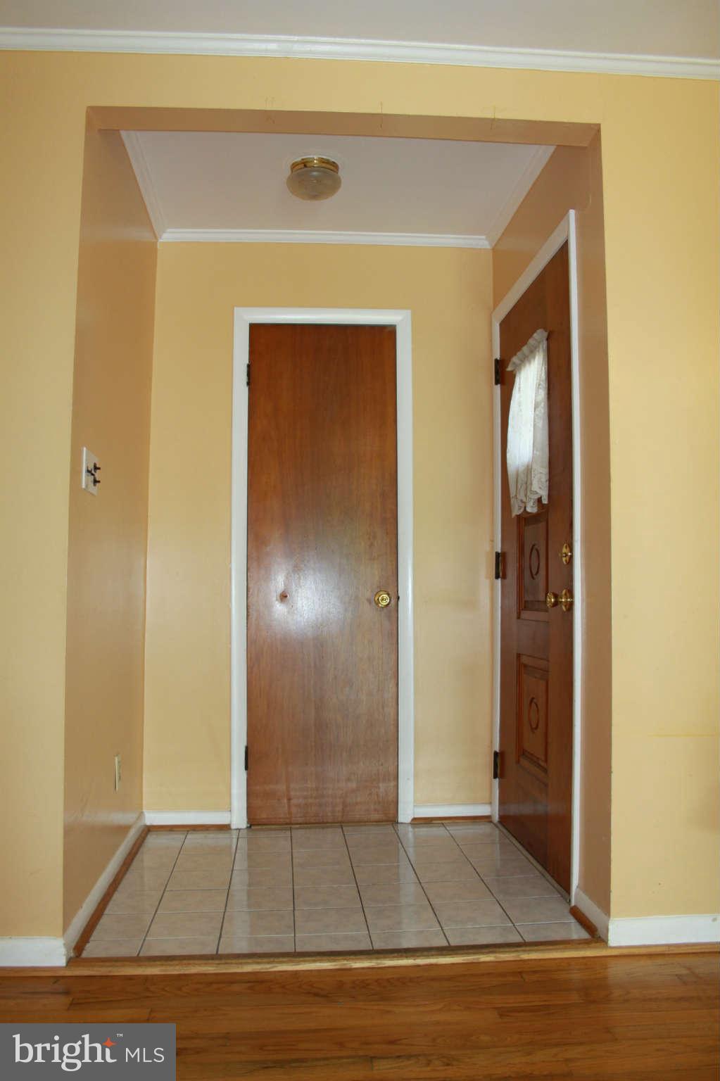 6264 Shady Side Road Shady Side, MD 20764 - Photo 14 of 29 Foyer