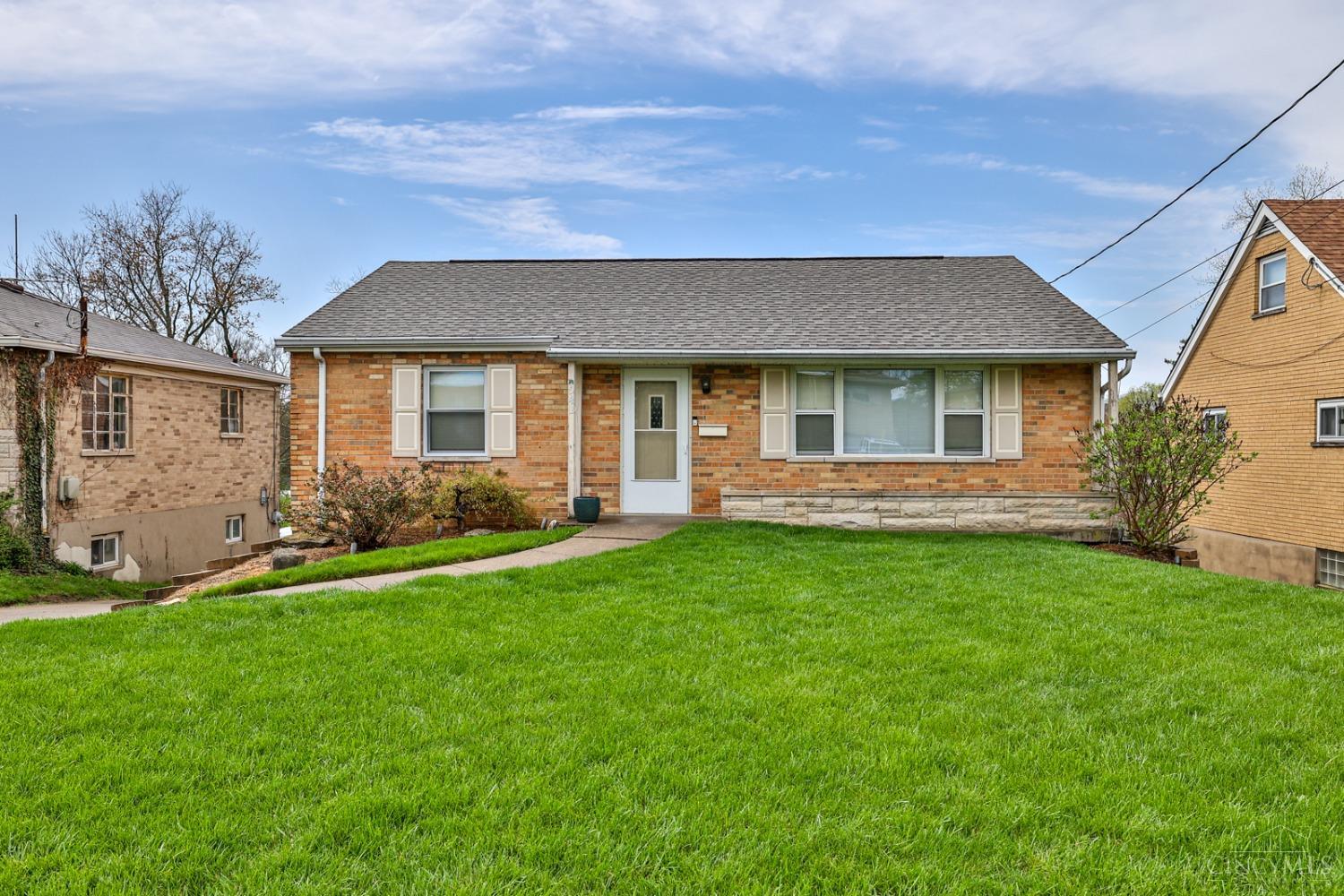 549 Rentz Place Cincinnati, OH 45238 - Photo 1 of 32
