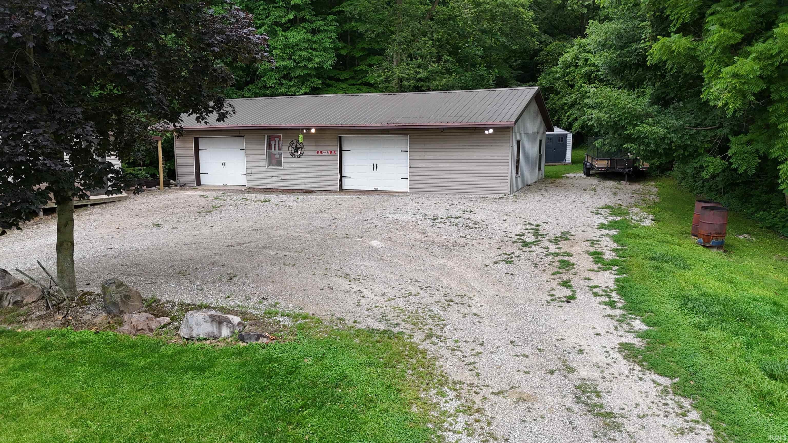 3401 West Delaware Road Logansport, IN 46947 - Photo 3 of 28