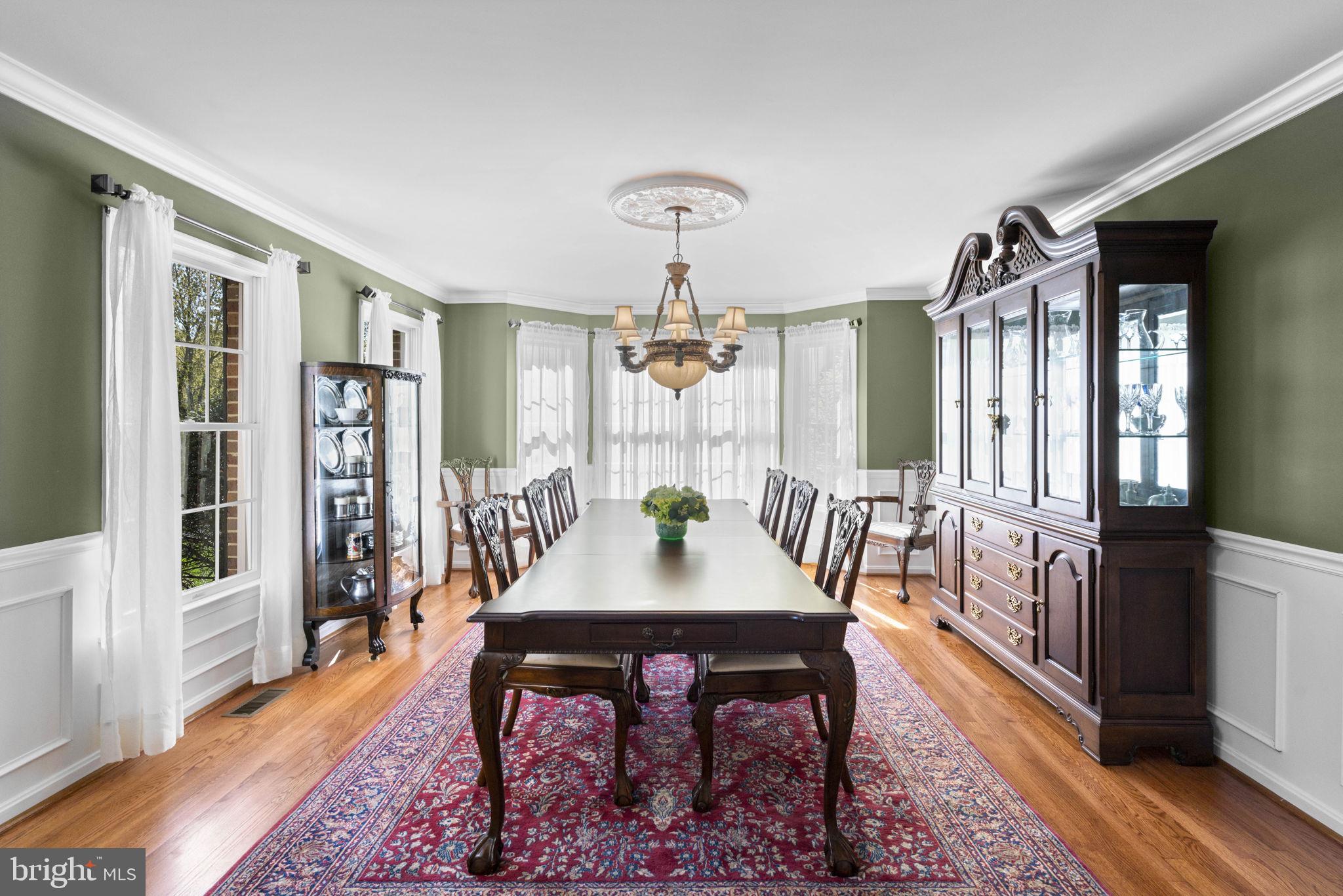 2877 Thornbrook Road Ellicott City, MD 21042 - Photo 5 of 47 Gallery Image 5