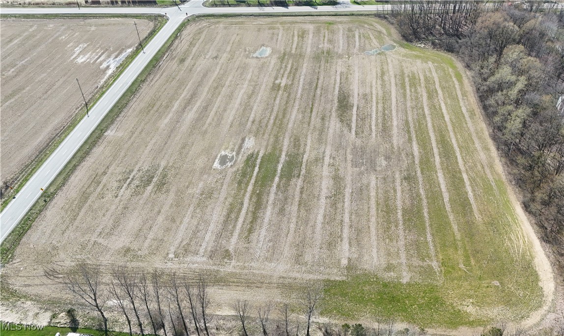 1 Chardon-Windsor Road Chardon, OH 44024 - Photo 4 of 18