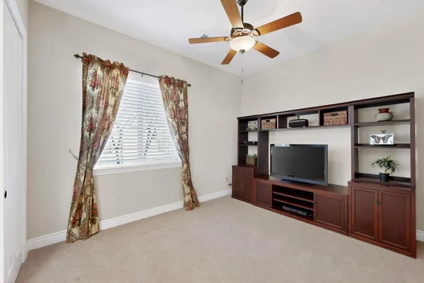 $759,900 | 9404 Crestview Drive, Denton, TX 76207