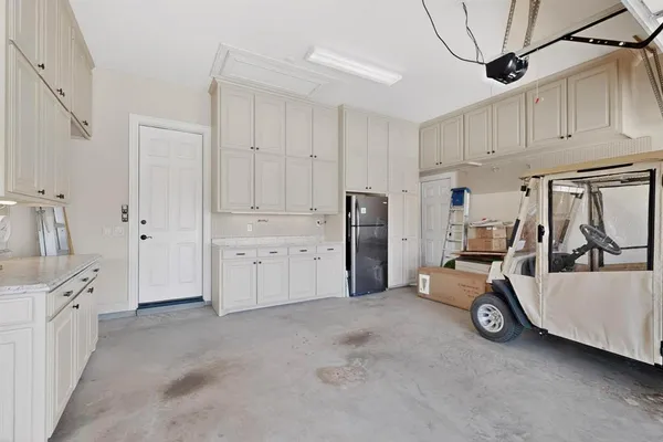 $759,900 | 9404 Crestview Drive, Denton, TX 76207