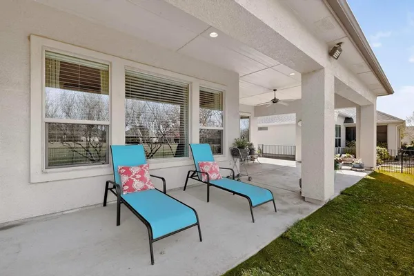 $759,900 | 9404 Crestview Drive, Denton, TX 76207