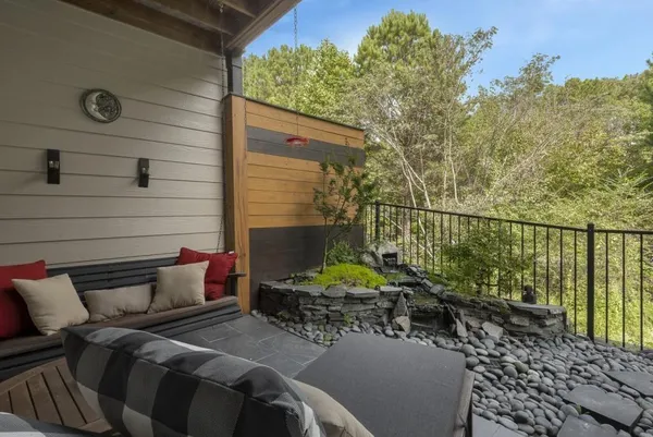 $3,200 | 1283 Creekside Place Southeast, Smyrna, GA 30082