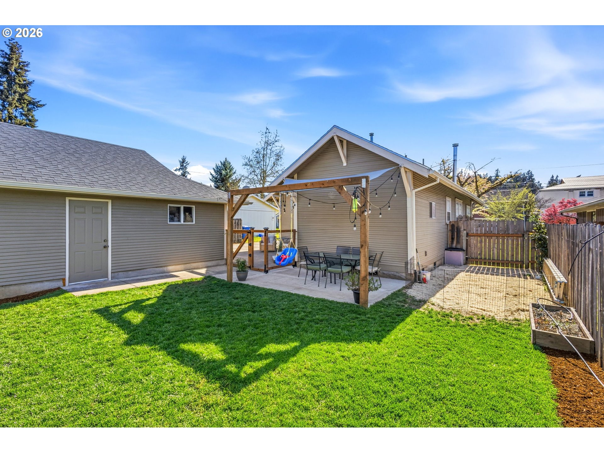 423 South 1st Street Silverton, OR 97381 - Photo 30 of 36