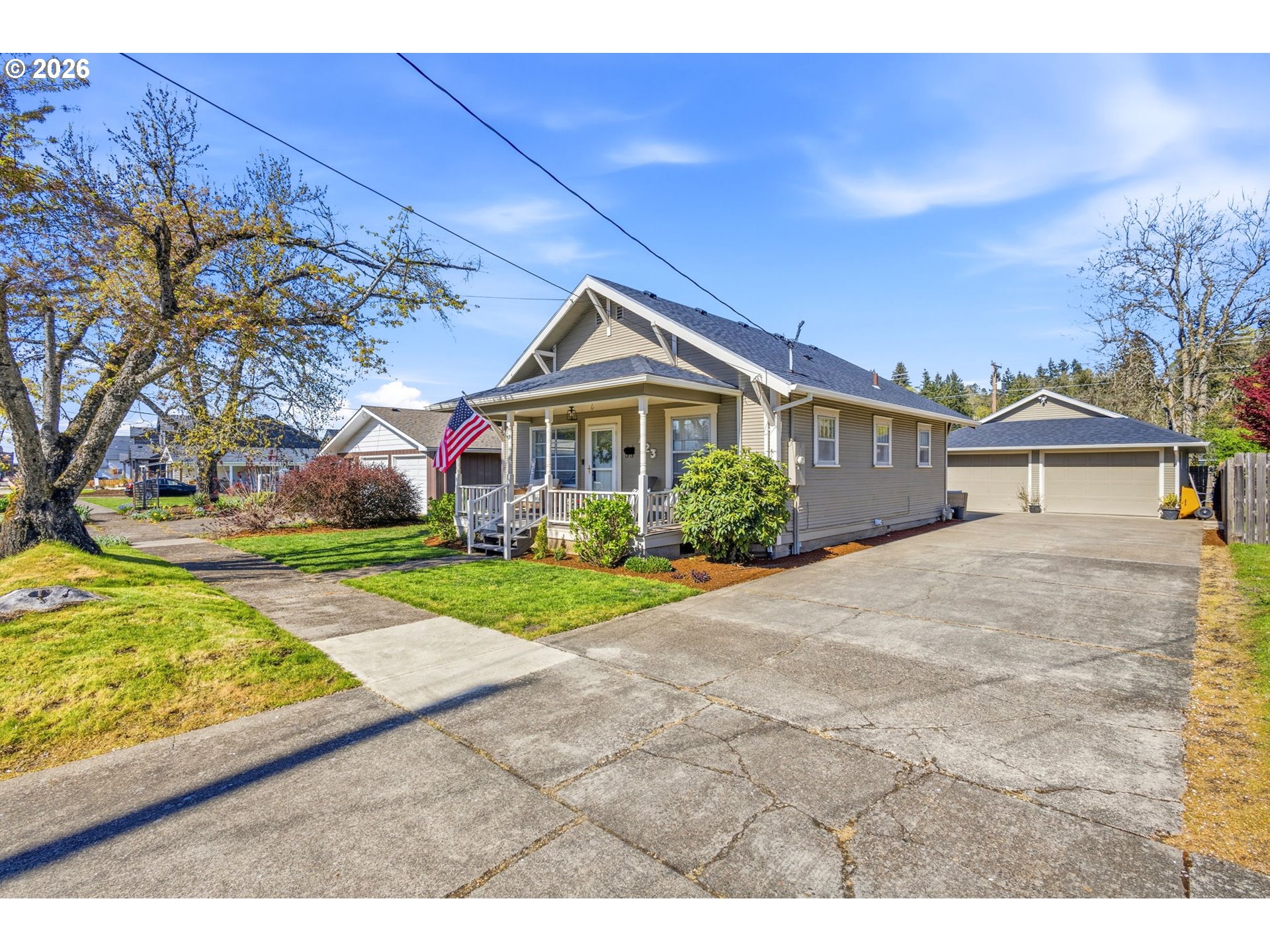 423 South 1st Street Silverton, OR 97381 - Photo 4 of 36