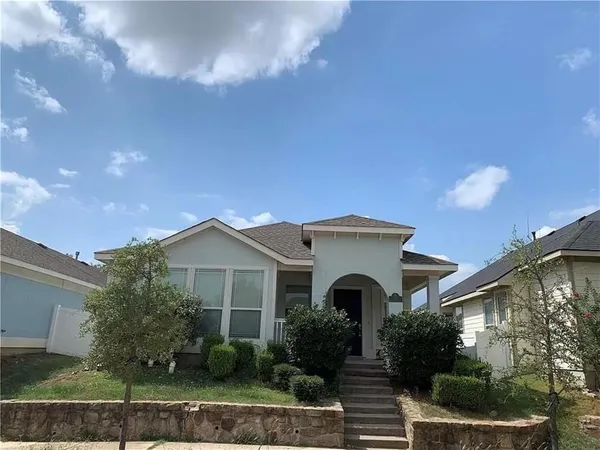 $1,895 | 1525 Cherokee Rose Trail, Savannah, TX 76227