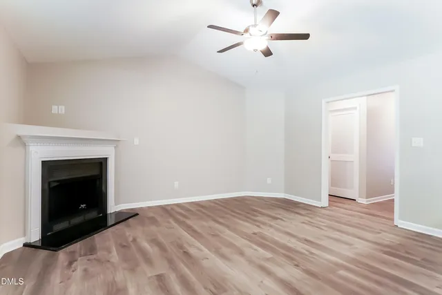 $1,880 | 174 Fox Chase Lane, Smithfield, NC 27577