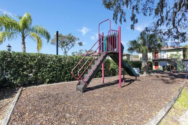 $2,599 | 3254 Oak Lake Place, Unit 137, Winter Park, FL 32792