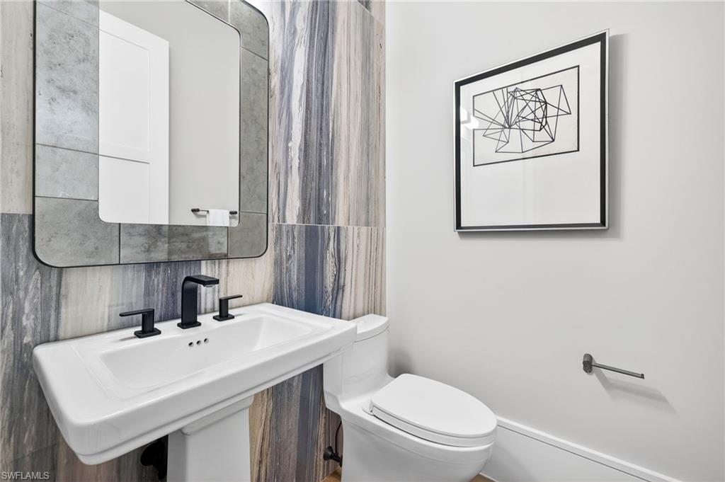 1456 Curlew Avenue Naples, FL 34102 - Photo 32 of 35