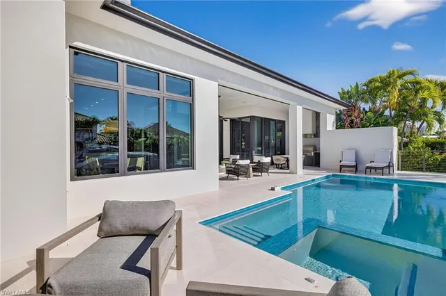 $5,995,000 | 1456 Curlew Avenue, Naples, FL 34102