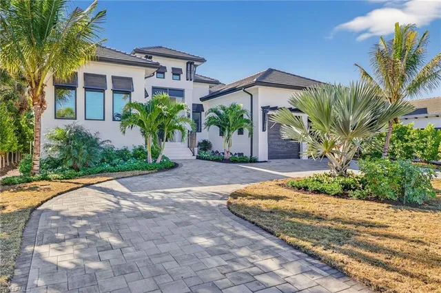 $5,995,000 | 1456 Curlew Avenue, Naples, FL 34102