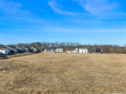 $129,900 | 2 Brune Business Park Court, Unit 1A, Warrenton, MO 63383