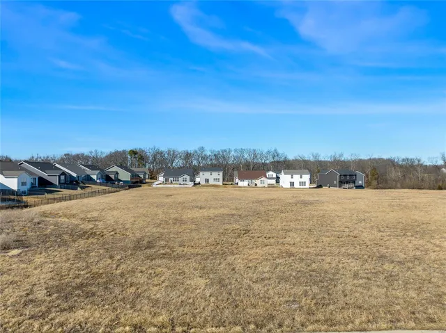 $129,900 | 2 Brune Business Park Court, Unit 1A, Warrenton, MO 63383