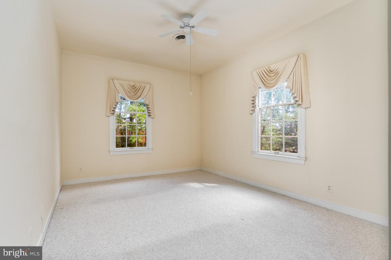 820 Sunken Road, Unit 9 Fredericksburg, VA 22401 - Photo 29 of 41 Master bedroom