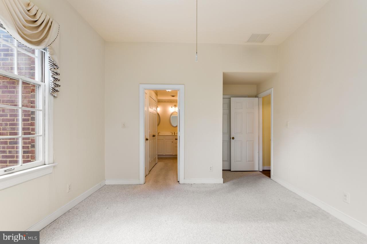 820 Sunken Road, Unit 9 Fredericksburg, VA 22401 - Photo 30 of 41 Master bedroom view #2