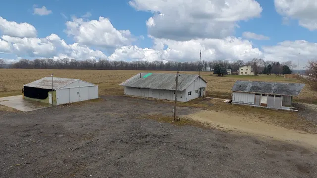 $799,000 | 23906 South Frontage Road West, Channahon, IL 60410