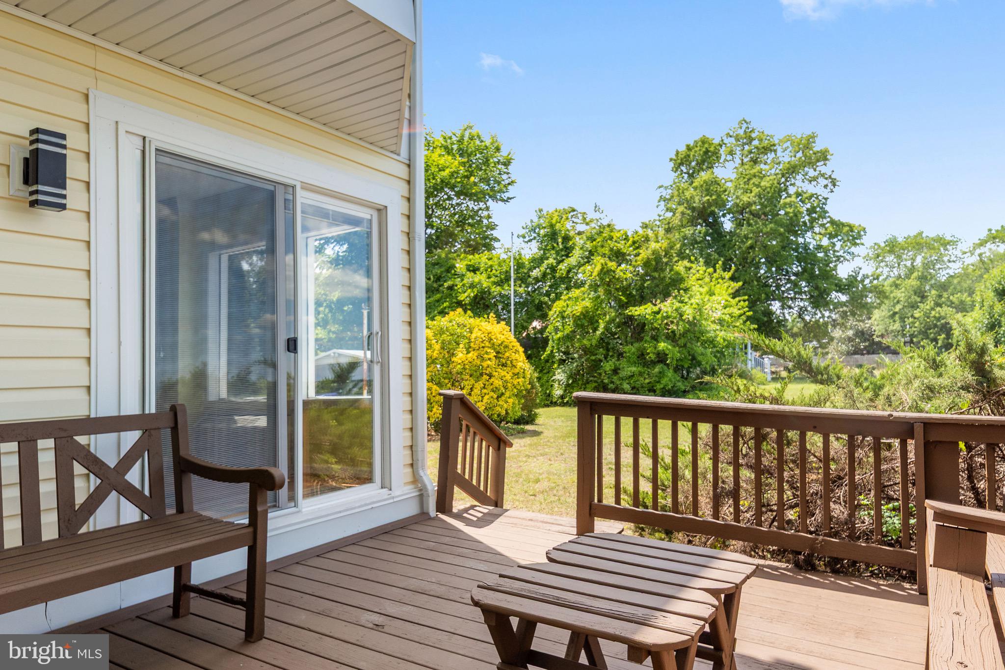 20947 Ridge Road Colonial Beach, VA 22443 - Photo 44 of 65 Back Deck
