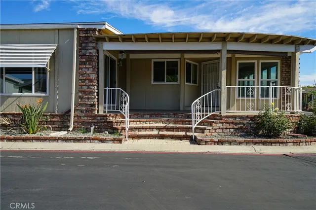 $288,000 | 1919 West Coronet Avenue, Unit 190, Anaheim, CA 92801