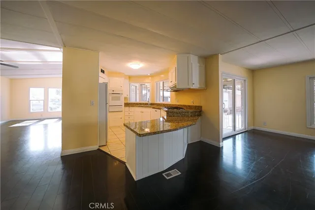 $288,000 | 1919 West Coronet Avenue, Unit 190, Anaheim, CA 92801