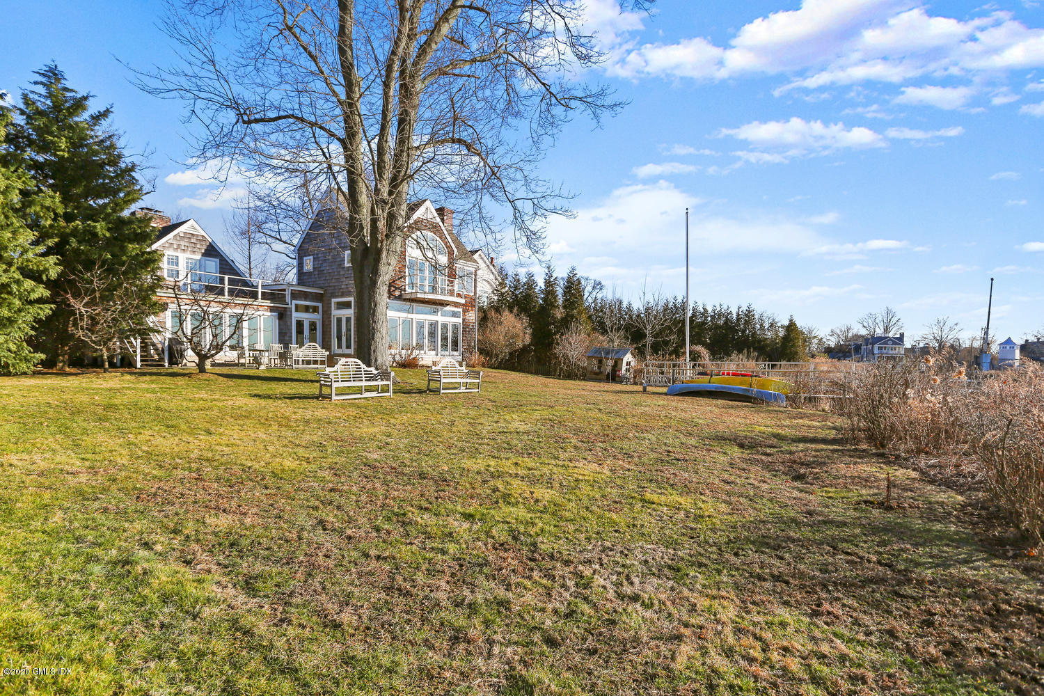 11 Bryon Road Old Greenwich, CT 06870 - Photo 2 of 14 11 Bryon Rd Old Greenwich CT-large-007-0