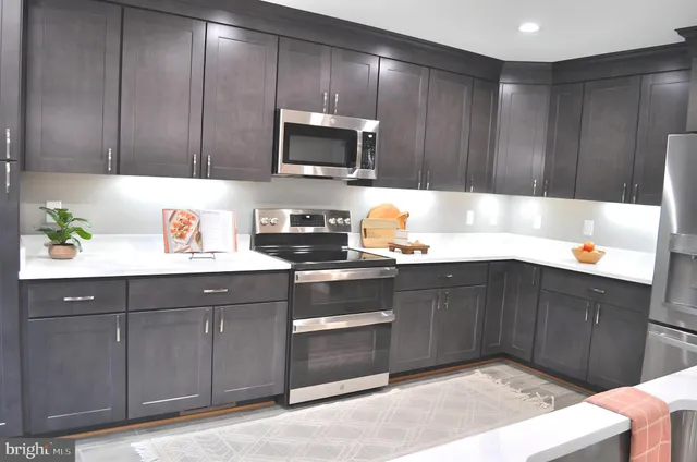 $795,000 | 628 Black Bear Road, Maurertown, VA 22644