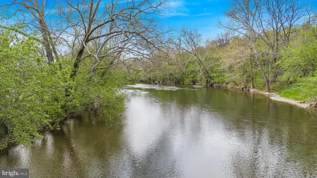 $795,000 | 628 Black Bear Road, Maurertown, VA 22644