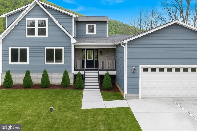 $795,000 | 628 Black Bear Road, Maurertown, VA 22644