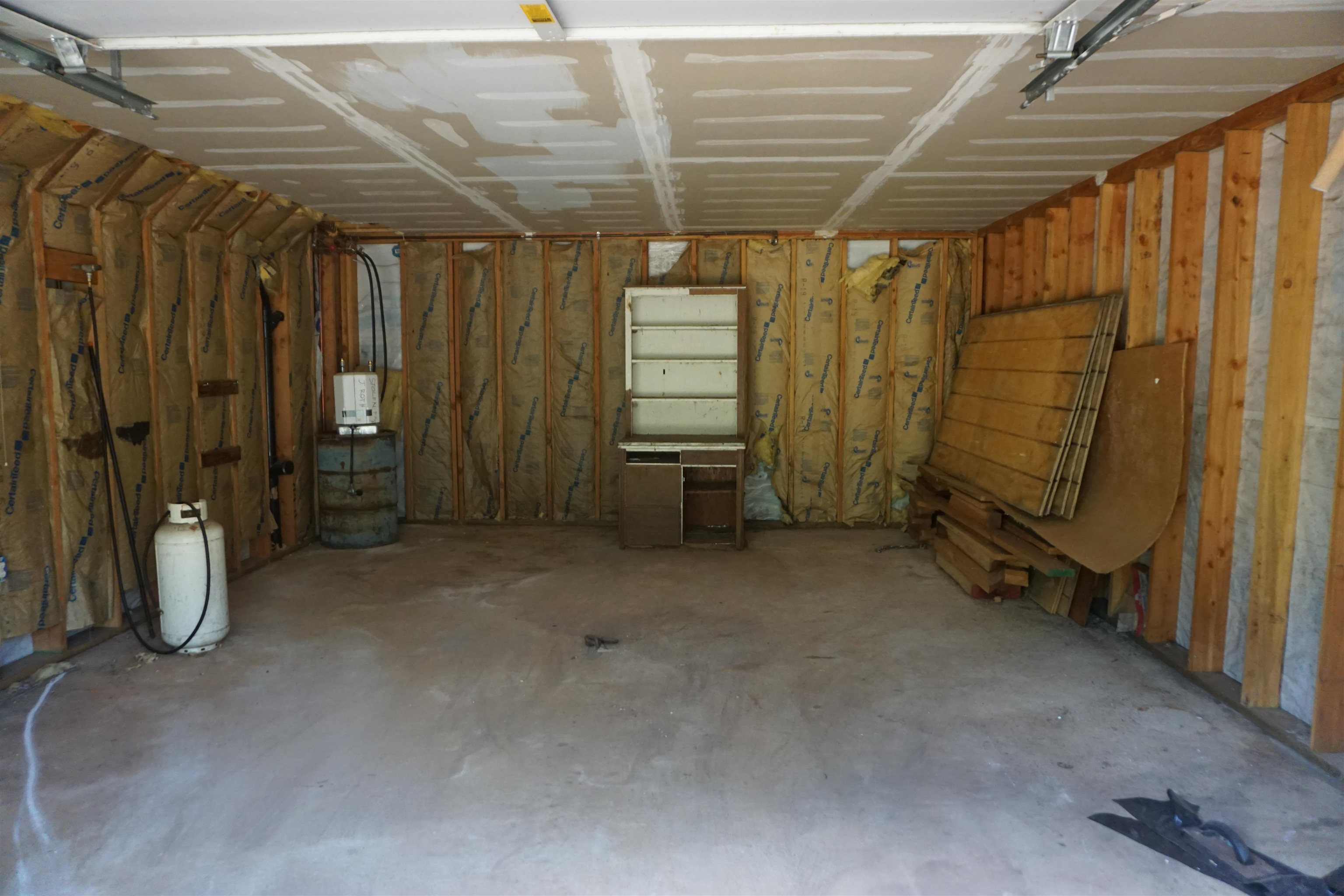 1334 Highlands Road Quincy, CA 95971 - Photo 32 of 47 a view of room with window