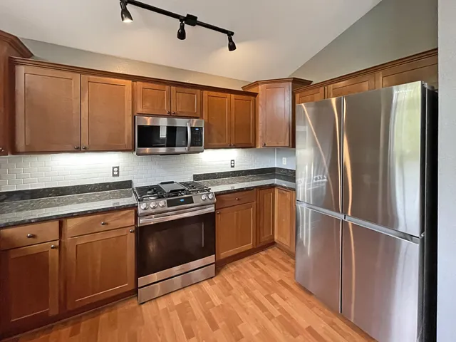 $395,000 | 214 South Hills Court, Unit 214, Plymouth, WI 53073