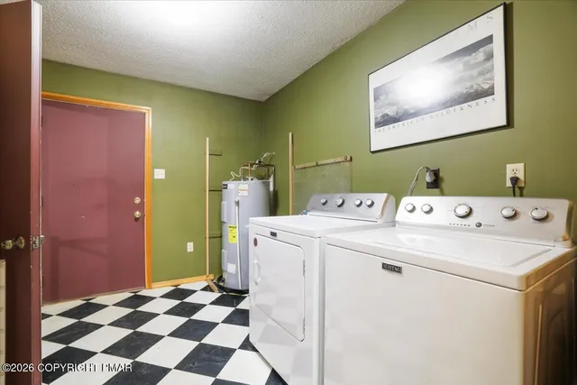 $285,000 | 259 LC Larsen Drive, Gouldsboro, PA 18424