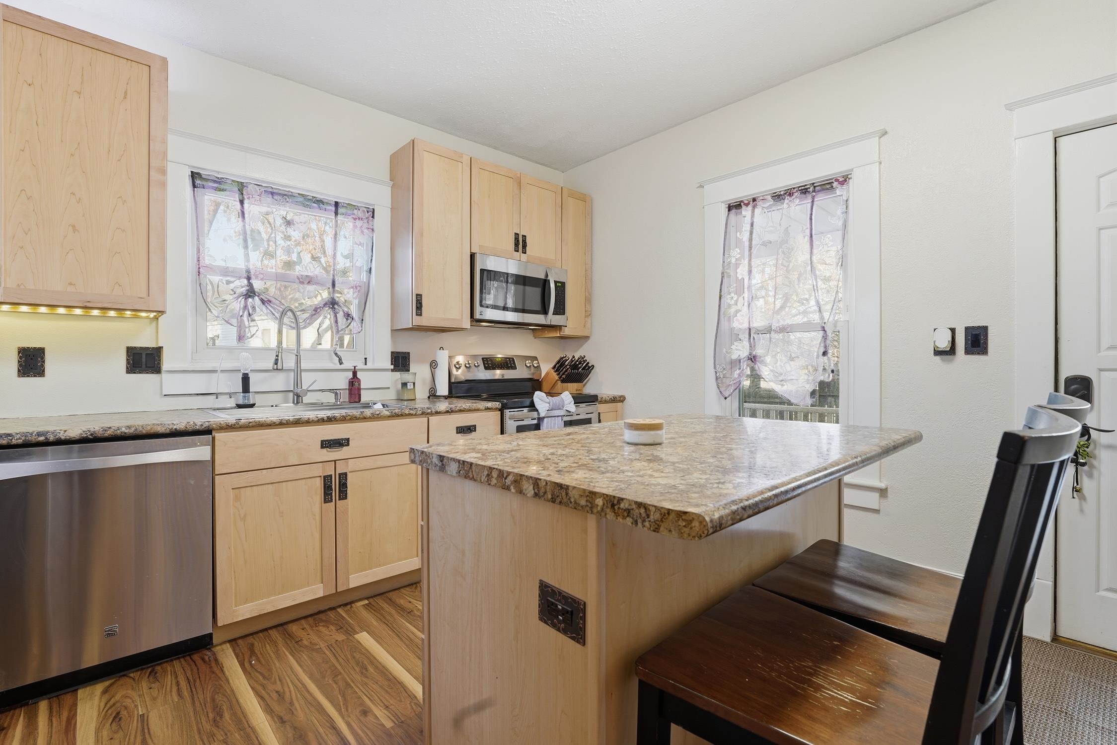 204 Linden Street Fort Atkinson, WI 53538 - Photo 12 of 33