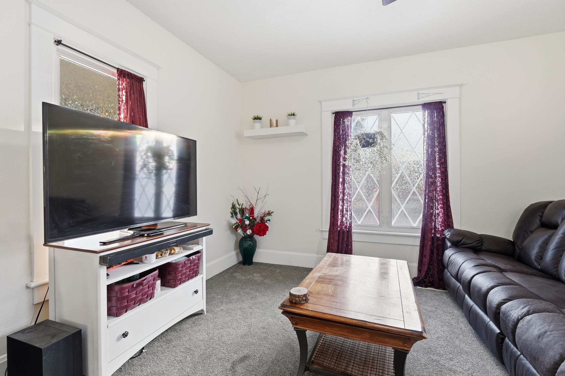 204 Linden Street Fort Atkinson, WI 53538 - Photo 2 of 33