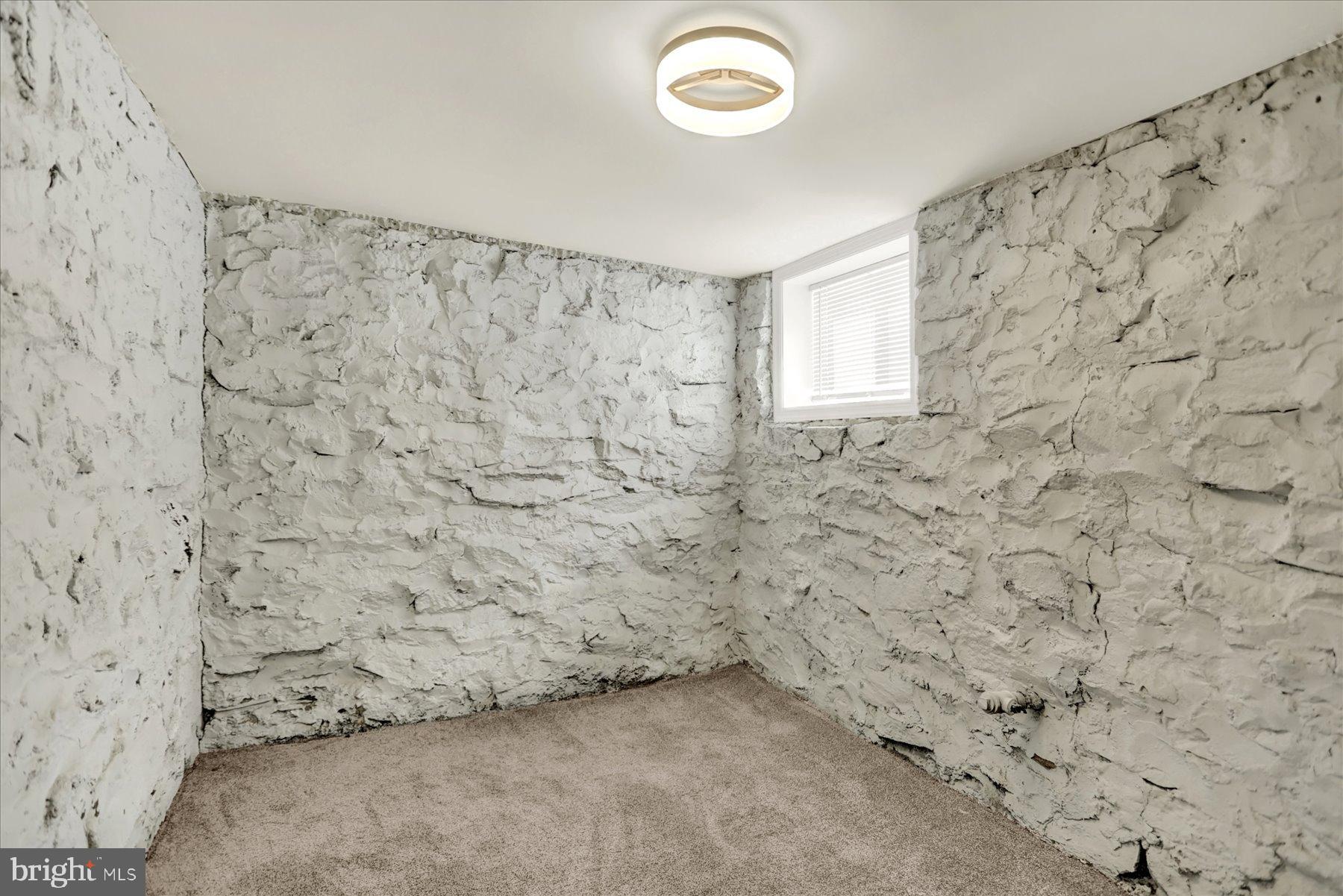 2920 Brighton Street Baltimore, MD 21216 - Photo 28 of 32 a view of a small space