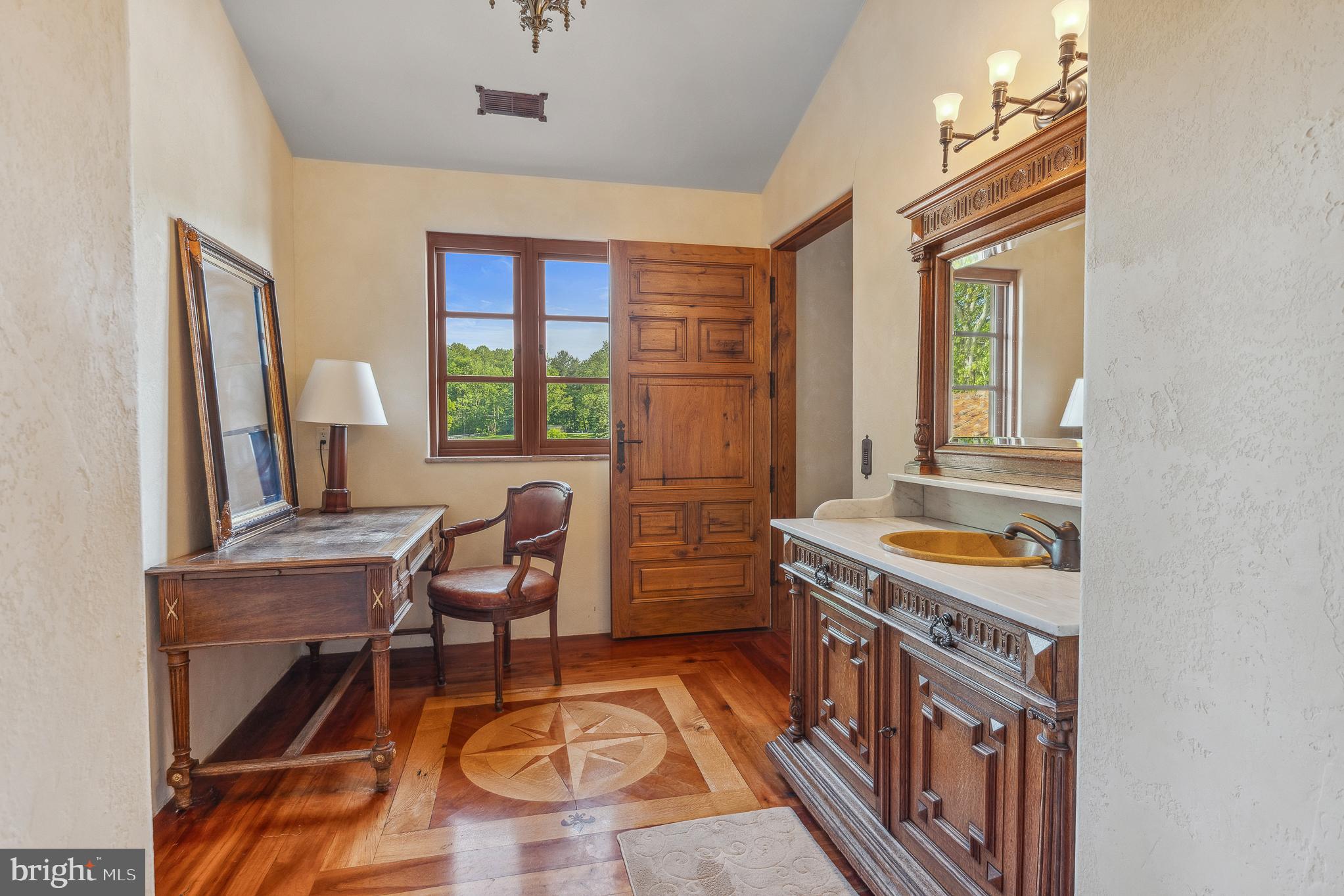 13320 Signal Tree Lane Potomac, MD 20854 - Photo 106 of 143 Compass shape solid wood medallion,Belfry fullbath