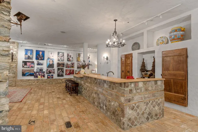 $9,950,000 | 13320 Signal Tree Lane, Potomac, MD 20854