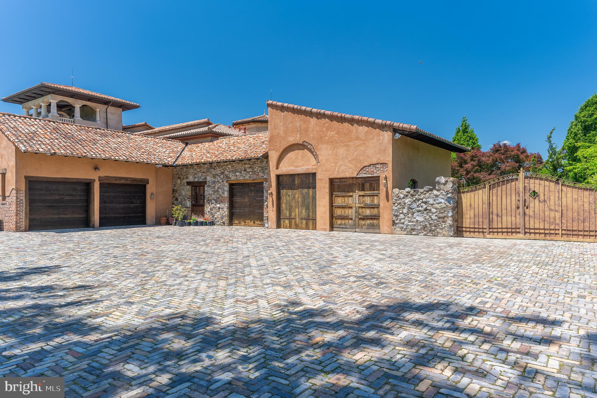 13320 Signal Tree Lane Potomac, MD 20854 - Photo 12 of 143 Garage drs reclaimed barnwood antique strap hinges