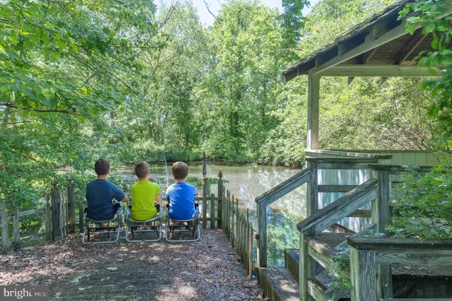 $9,950,000 | 13320 Signal Tree Lane, Potomac, MD 20854