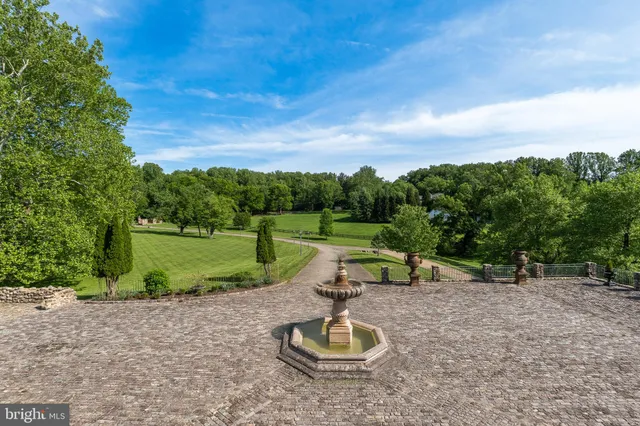 $9,950,000 | 13320 Signal Tree Lane, Potomac, MD 20854